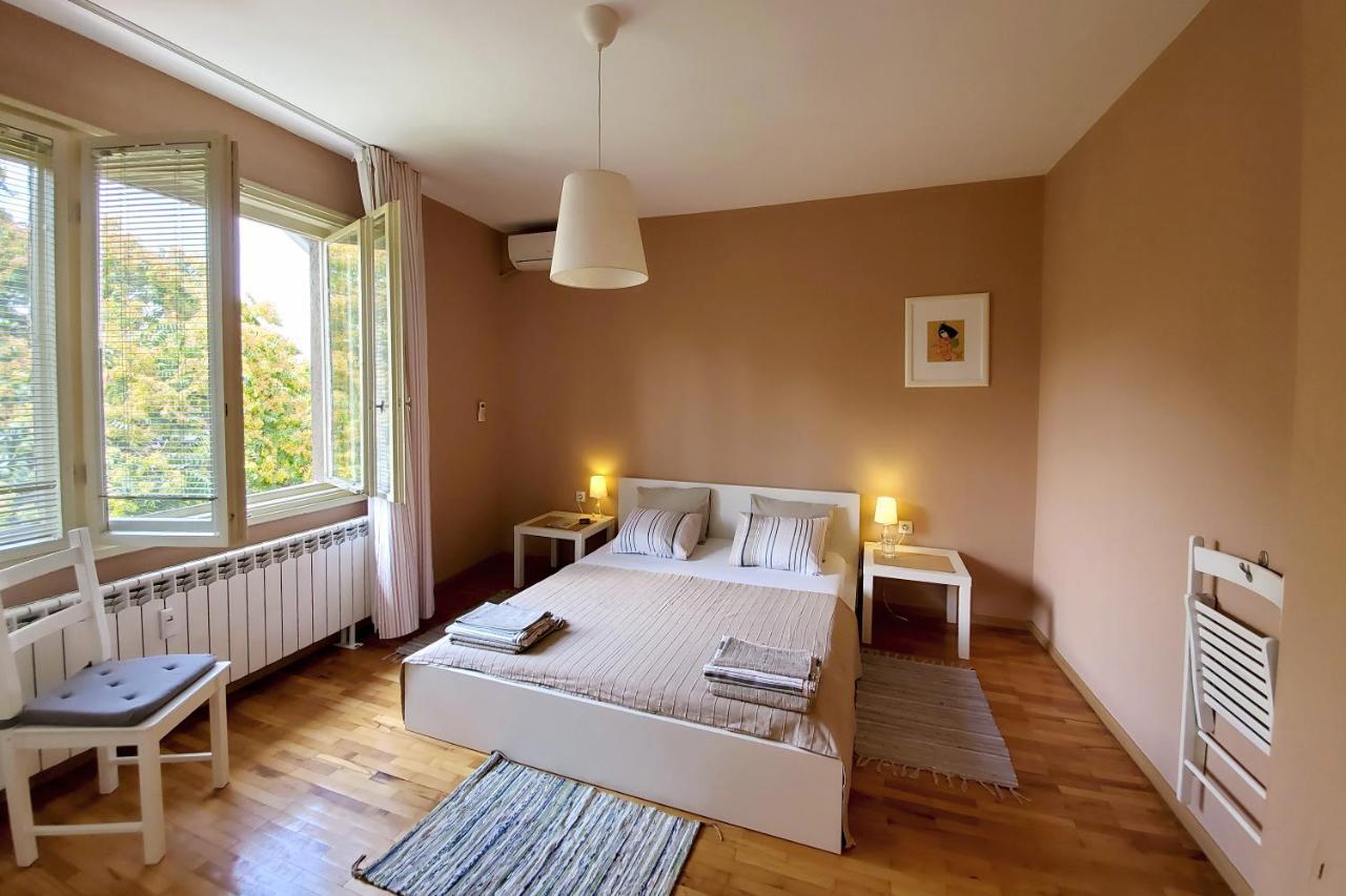 Sunny Central Apartment Sofya Dış mekan fotoğraf