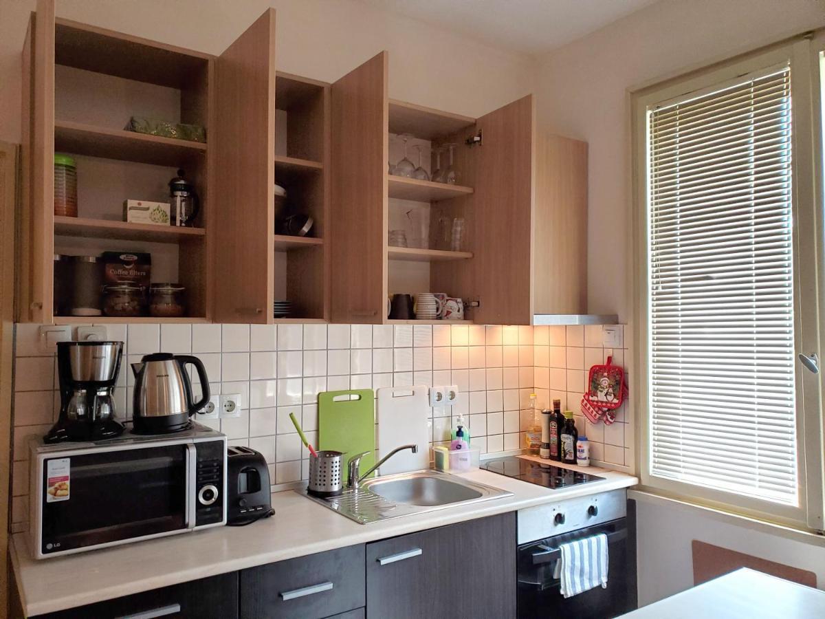Sunny Central Apartment Sofya Dış mekan fotoğraf