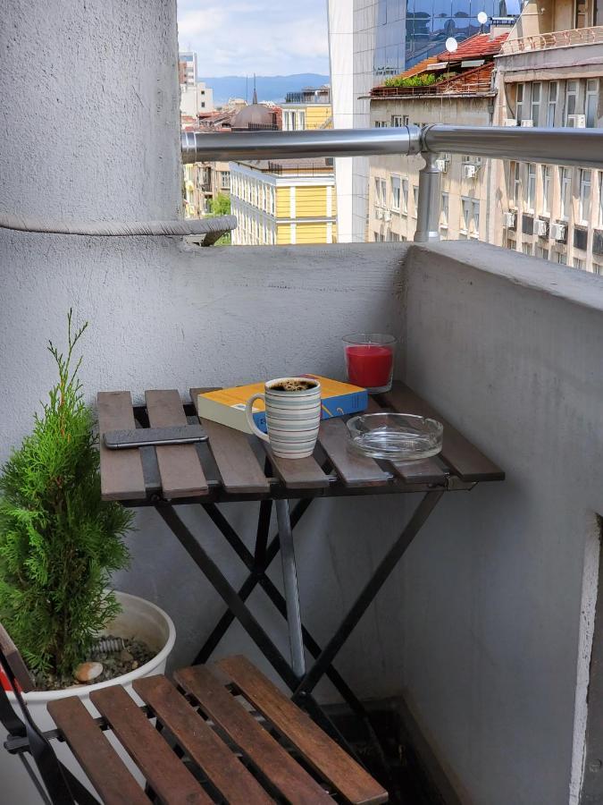 Sunny Central Apartment Sofya Dış mekan fotoğraf