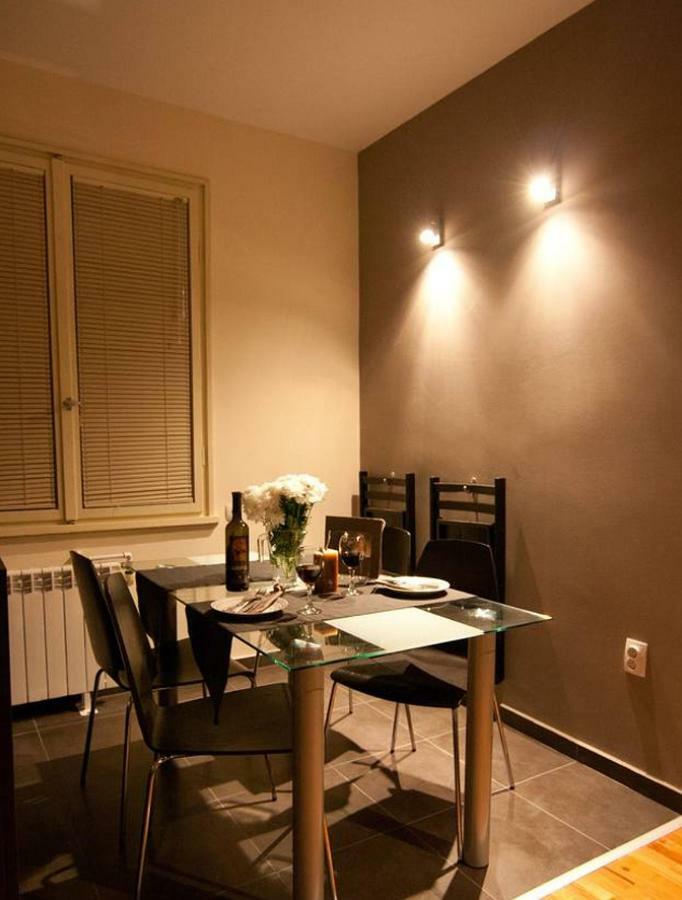 Sunny Central Apartment Sofya Dış mekan fotoğraf